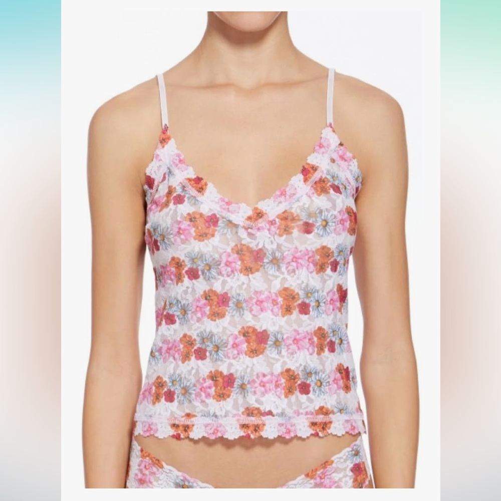 SOLD ⭐️ Hanky Panky Garland Cropped V-Front Cami